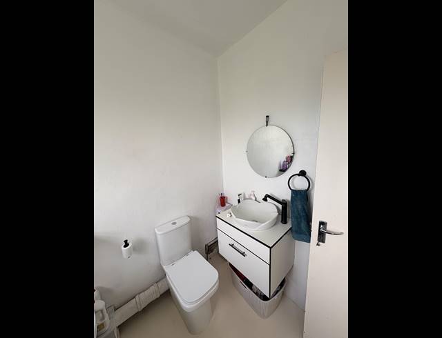 2 BEDROOM APARTMENT FOR SALE IN PARKRAND